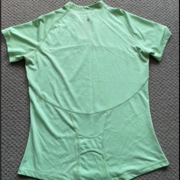Lululemon shirt size 6 - Picture 2 of 2